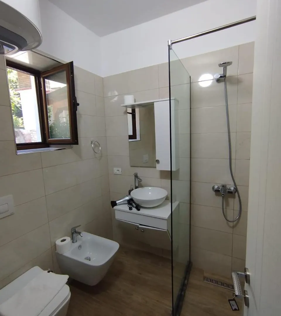 Guest house Hotel Vila Vreko B&B Berat